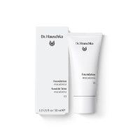 DR.HAUSCHKA Foundation 01 macadamia